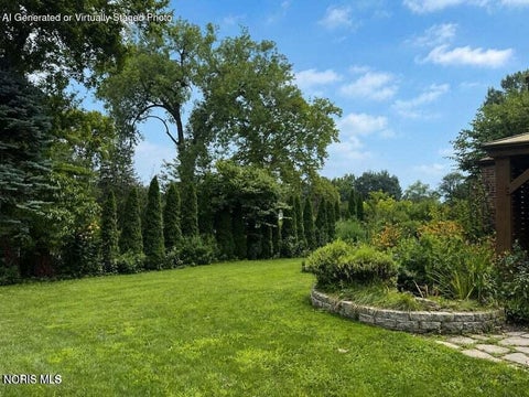Tiny photo for 2204 Orchard Road, Toledo, OH 43606 (MLS # 10013226)