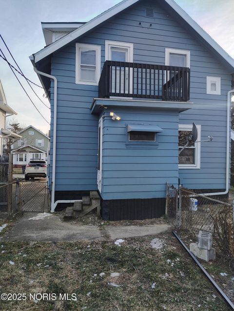 Tiny photo for 3233 Jeannette Avenue, Toledo, OH 43608 (MLS # 10002369)