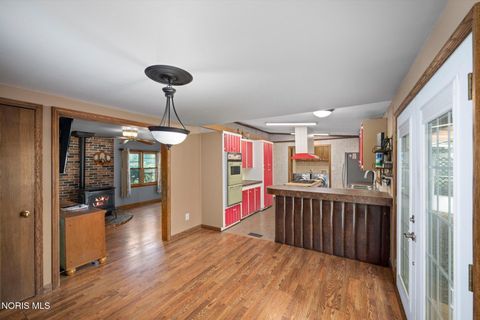 Tiny photo for 3148 Co Rd V, Liberty Center, OH 43532 (MLS # 10011037)