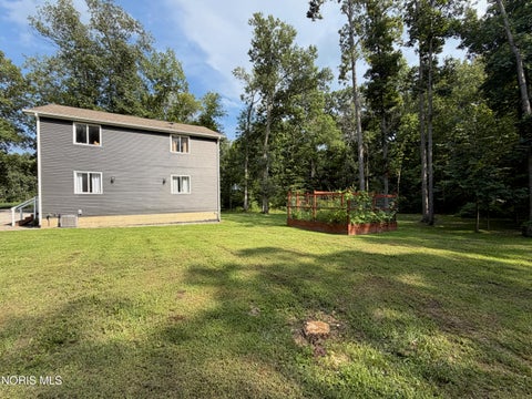 Tiny photo for 2505 8 Road, Edgerton, OH 43517 (MLS # 10012368)