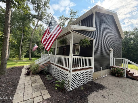 Tiny photo for 2505 8 Road, Edgerton, OH 43517 (MLS # 10012368)