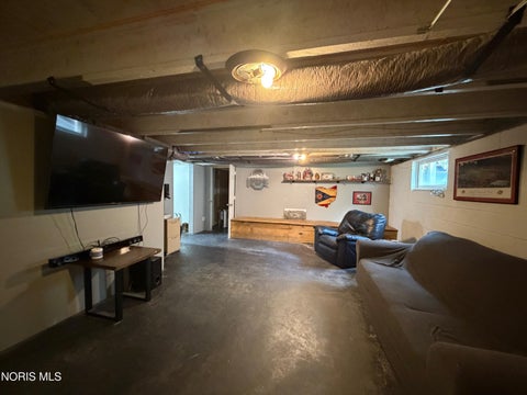 Tiny photo for 2505 8 Road, Edgerton, OH 43517 (MLS # 10012368)