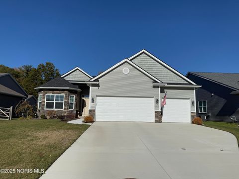 Tiny photo for 1153 Plum Grove Lane, Toledo, OH 43615 (MLS # 10000727)