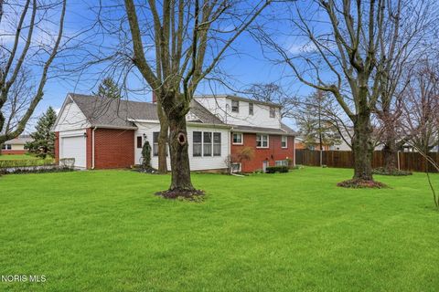 Tiny photo for 630 Winterhaven Drive, Findlay, OH 45840 (MLS # 10005876)