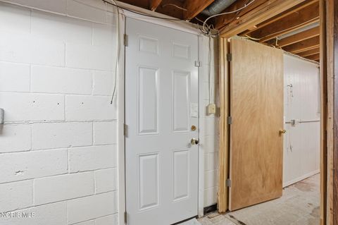 Tiny photo for 630 Winterhaven Drive, Findlay, OH 45840 (MLS # 10005876)