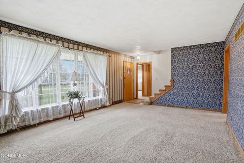 Tiny photo for 630 Winterhaven Drive, Findlay, OH 45840 (MLS # 10005876)