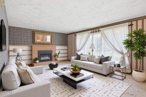 Tiny photo for 630 Winterhaven Drive, Findlay, OH 45840 (MLS # 10005876)