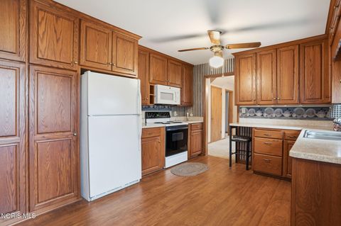 Tiny photo for 630 Winterhaven Drive, Findlay, OH 45840 (MLS # 10005876)