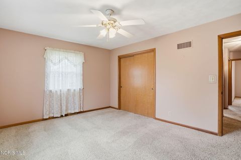 Tiny photo for 630 Winterhaven Drive, Findlay, OH 45840 (MLS # 10005876)