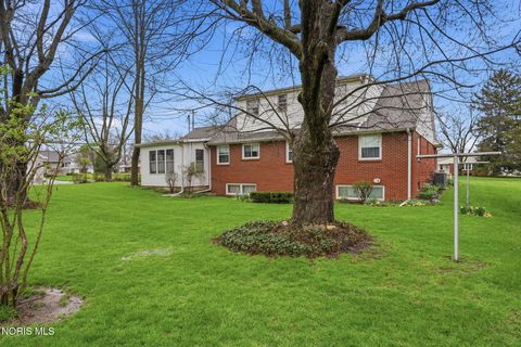 Tiny photo for 630 Winterhaven Drive, Findlay, OH 45840 (MLS # 10005876)