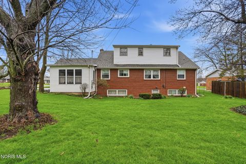 Tiny photo for 630 Winterhaven Drive, Findlay, OH 45840 (MLS # 10005876)