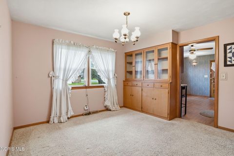 Tiny photo for 630 Winterhaven Drive, Findlay, OH 45840 (MLS # 10005876)