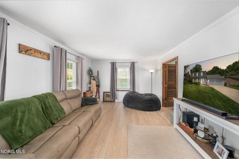 Tiny photo for 40 Naugatuck Way, Waterville, OH 43566 (MLS # 10010473)