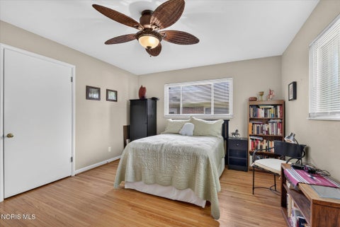 Tiny photo for 2845 Isha Laye Way, Toledo, OH 43606 (MLS # 10012631)