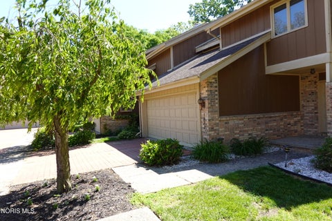 Tiny photo for 1677 Wyandotte Boulevard, Maumee, OH 43537 (MLS # 10009257)