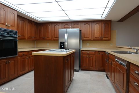 Tiny photo for 1677 Wyandotte Boulevard, Maumee, OH 43537 (MLS # 10009257)