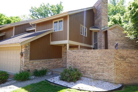 Tiny photo for 1677 Wyandotte Boulevard, Maumee, OH 43537 (MLS # 10009257)