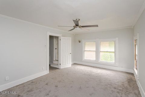 Tiny photo for 2740 Robinwood Avenue, Toledo, OH 43610 (MLS # 10005765)