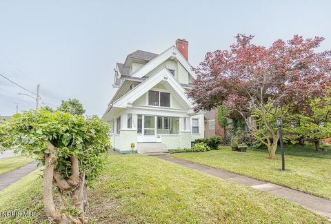 Tiny photo for 2740 Robinwood Avenue, Toledo, OH 43610 (MLS # 10005765)