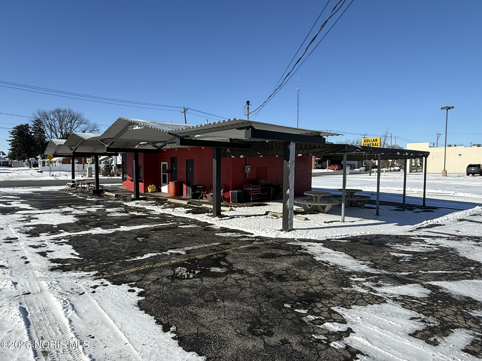 4820 N Summit Street