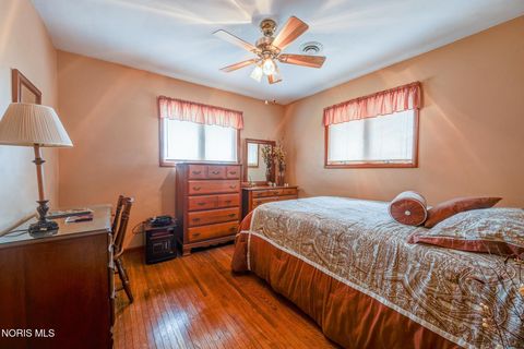 Tiny photo for 30236 Lemoyne Road, Walbridge, OH 43465 (MLS # 10005128)