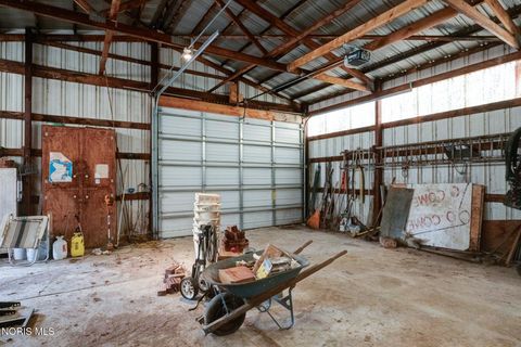 Tiny photo for 30236 Lemoyne Road, Walbridge, OH 43465 (MLS # 10005128)