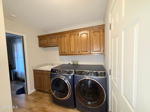 Tiny photo for 1121 Fox Run Road, Findlay, OH 45840 (MLS # 10005488)