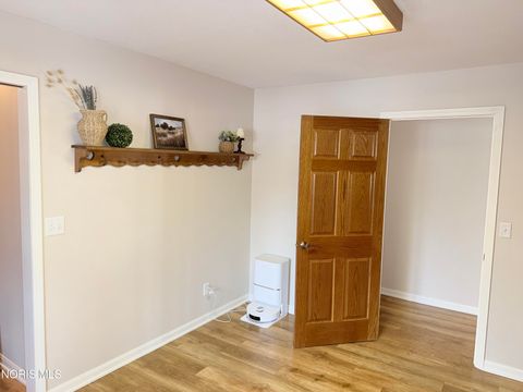 Tiny photo for 1121 Fox Run Road, Findlay, OH 45840 (MLS # 10005488)