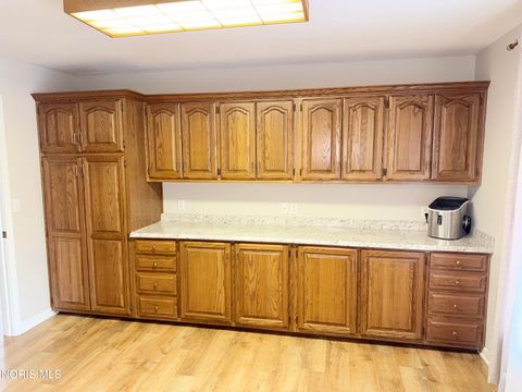 Tiny photo for 1121 Fox Run Road, Findlay, OH 45840 (MLS # 10005488)