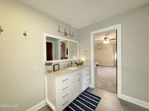 Tiny photo for 1121 Fox Run Road, Findlay, OH 45840 (MLS # 10005488)