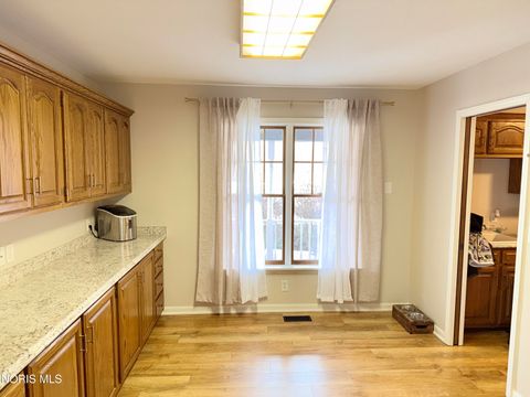 Tiny photo for 1121 Fox Run Road, Findlay, OH 45840 (MLS # 10005488)