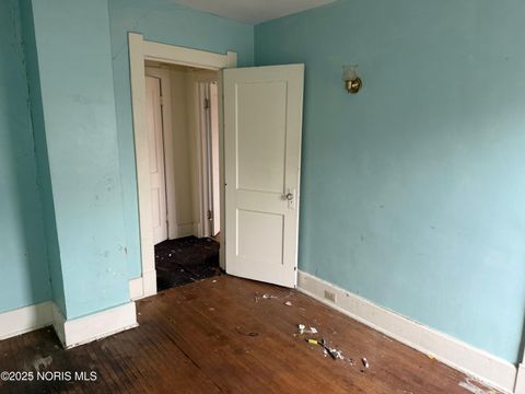 Tiny photo for 312 W Oakland Street, Toledo, OH 43608 (MLS # 10001686)