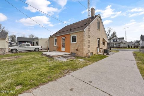 Tiny photo for 2857 113th Street, Toledo, OH 43611 (MLS # 10005736)