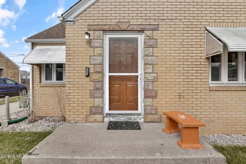 Tiny photo for 2857 113th Street, Toledo, OH 43611 (MLS # 10005736)
