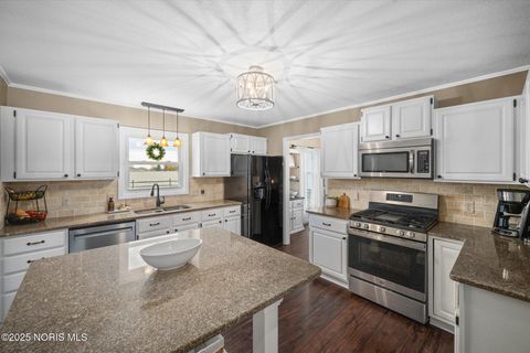 Tiny photo for 7331 Twin Lakes Road, Perrysburg, OH 43551 (MLS # 10001084)