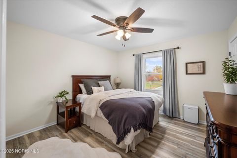 Tiny photo for 7331 Twin Lakes Road, Perrysburg, OH 43551 (MLS # 10001084)