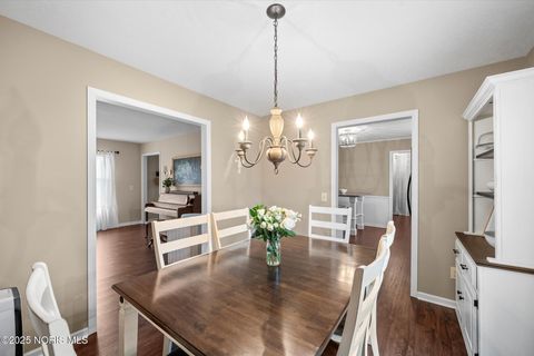 Tiny photo for 7331 Twin Lakes Road, Perrysburg, OH 43551 (MLS # 10001084)