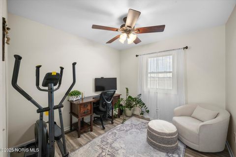 Tiny photo for 7331 Twin Lakes Road, Perrysburg, OH 43551 (MLS # 10001084)