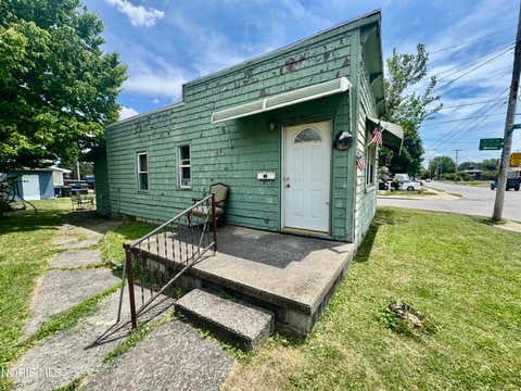 Homes For Sale - 5702 Edgewater Drive<br/> Lucas County, Toledo, OH 43611