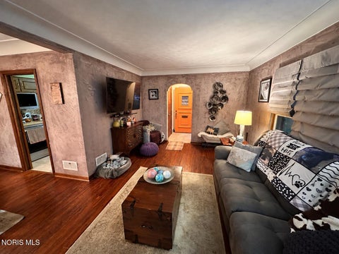 Tiny photo for 539 Ansonia Street, Oregon, OH 43616 (MLS # 10013608)