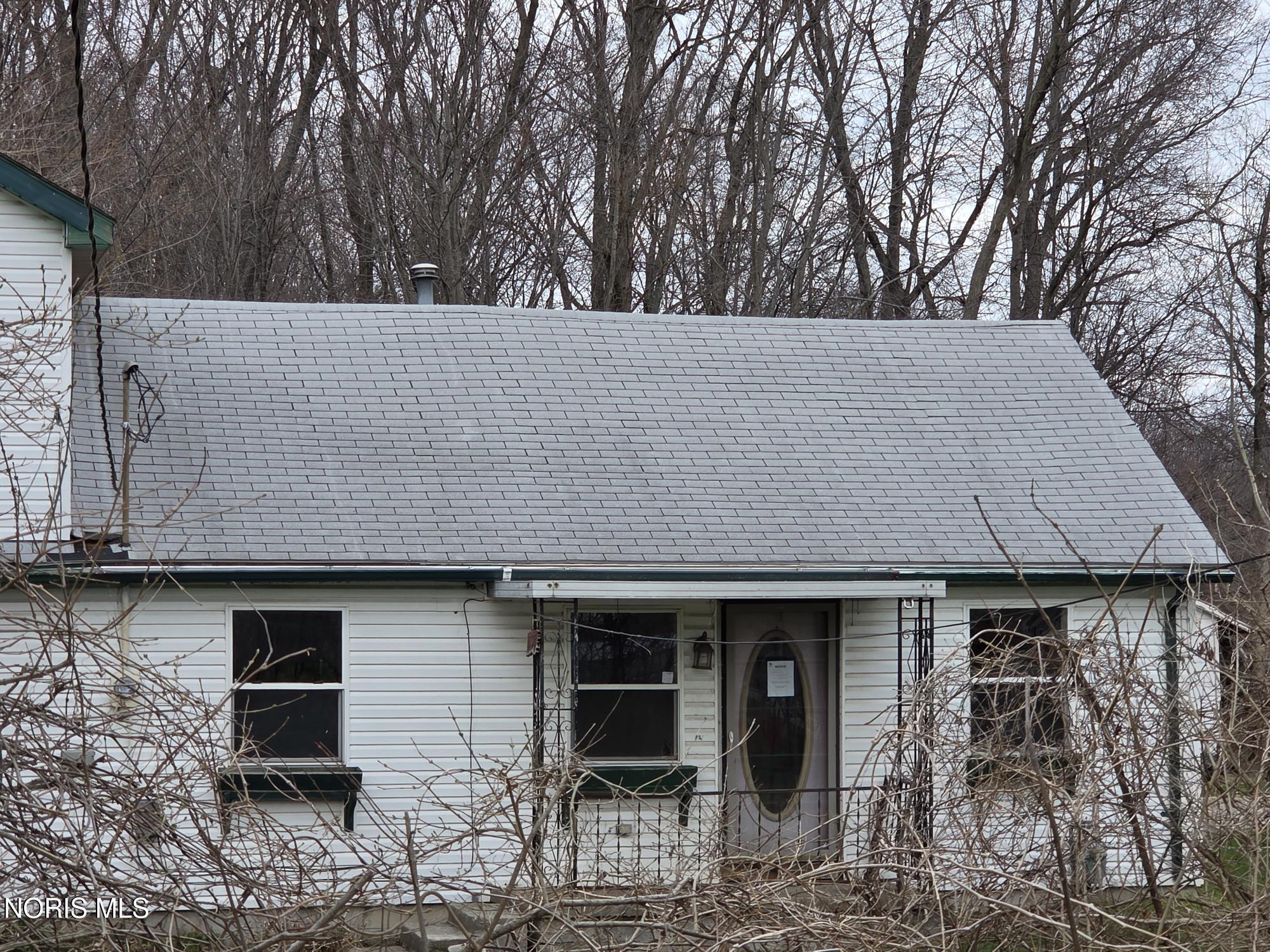 6125 Bryan Road