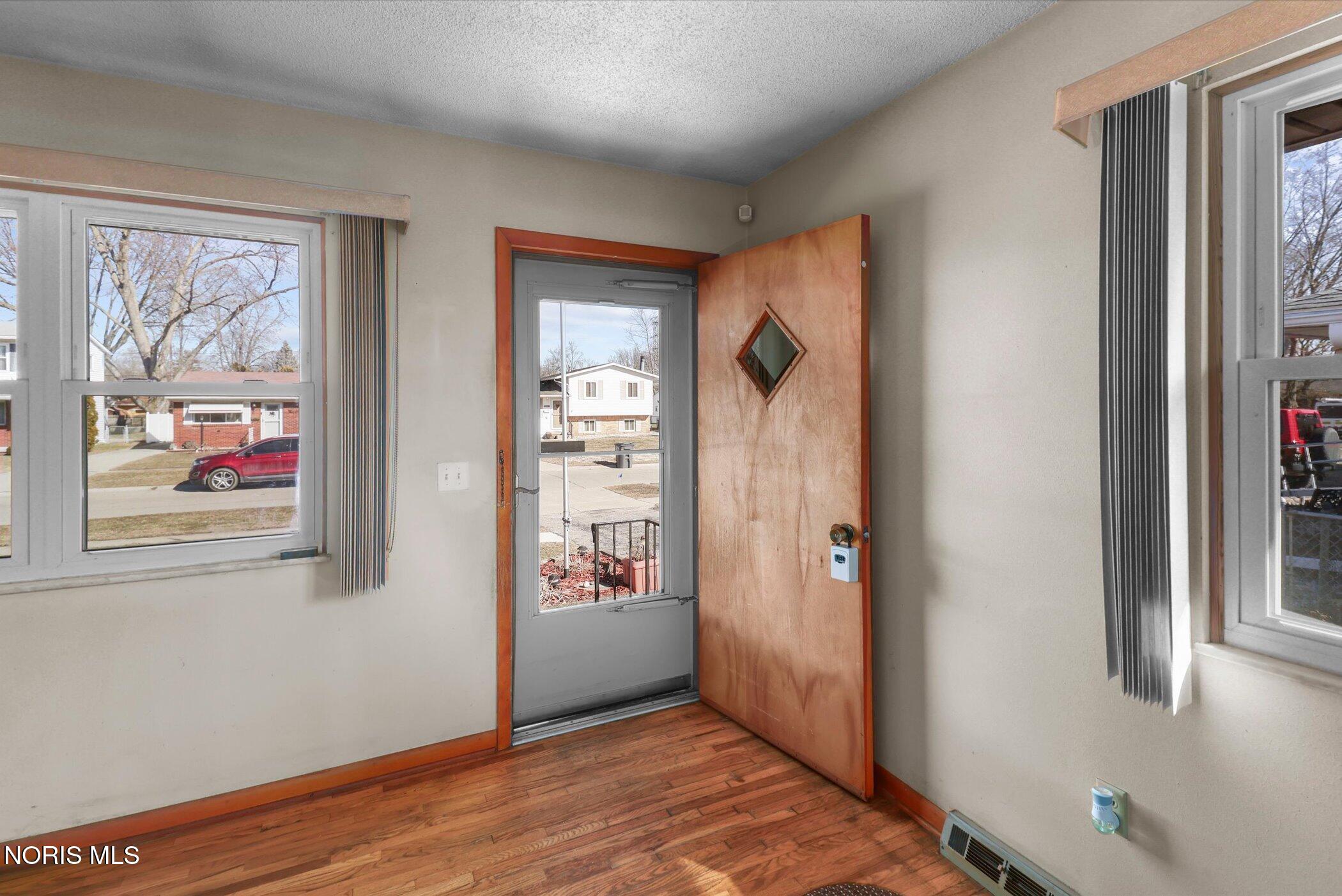 4031 Clover Ridge Court