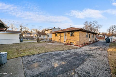 Tiny photo for 4031 Clover Ridge Court, Toledo, OH 43623 (MLS # 10004673)