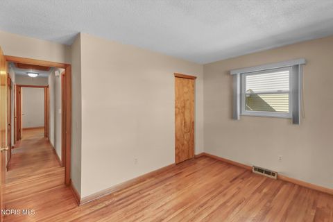 Tiny photo for 4031 Clover Ridge Court, Toledo, OH 43623 (MLS # 10004673)