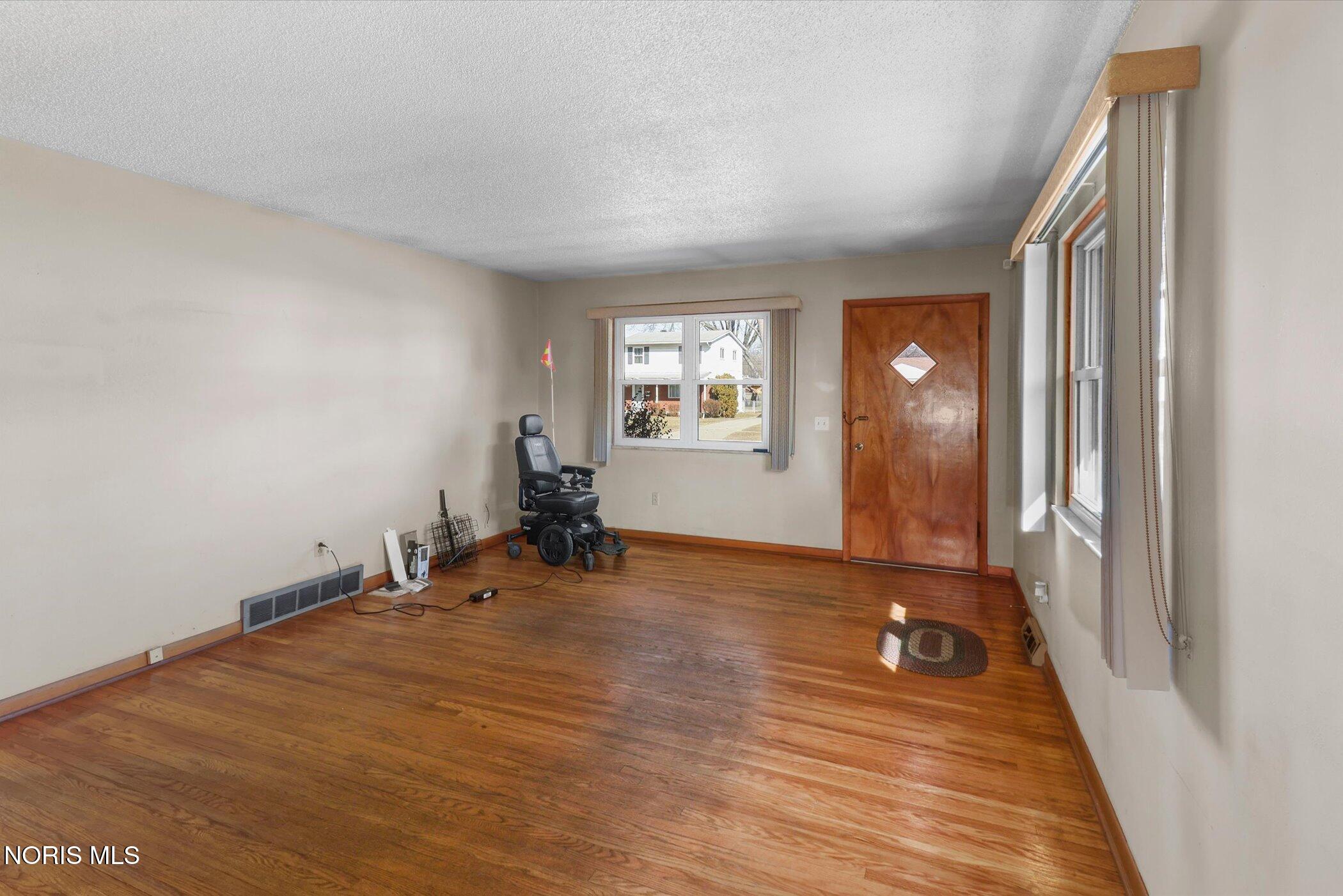 4031 Clover Ridge Court