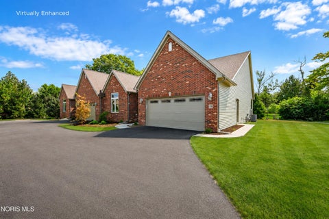 Tiny photo for 19 Shenandoah Circle, Sylvania, OH 43560 (MLS # 10012987)