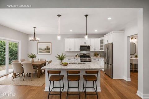 Tiny photo for 19 Shenandoah Circle, Sylvania, OH 43560 (MLS # 10012987)
