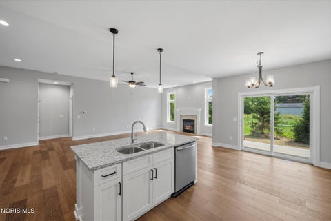 Tiny photo for 19 Shenandoah Circle, Sylvania, OH 43560 (MLS # 10012987)