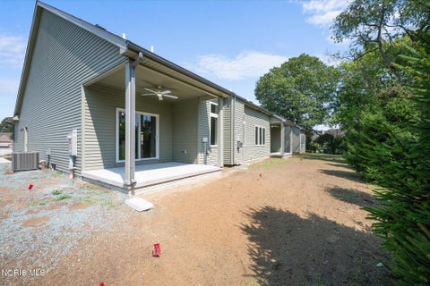 Tiny photo for 19 Shenandoah Circle, Sylvania, OH 43560 (MLS # 10012987)