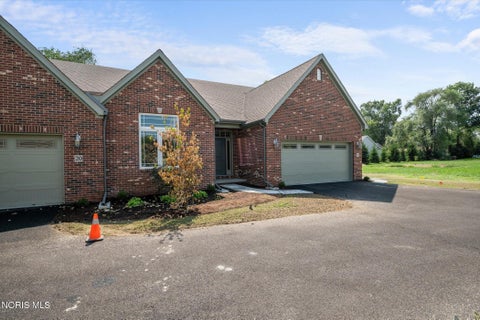 Tiny photo for 19 Shenandoah Circle, Sylvania, OH 43560 (MLS # 10012987)